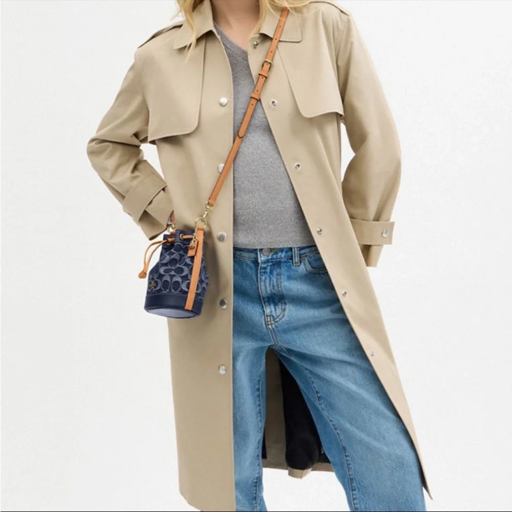 NWT！COACH MINI BUCKET BAG IN SIGNATURE DENIM（CY740）gift receipt FAST SHIPPING - Picture 11 of 12